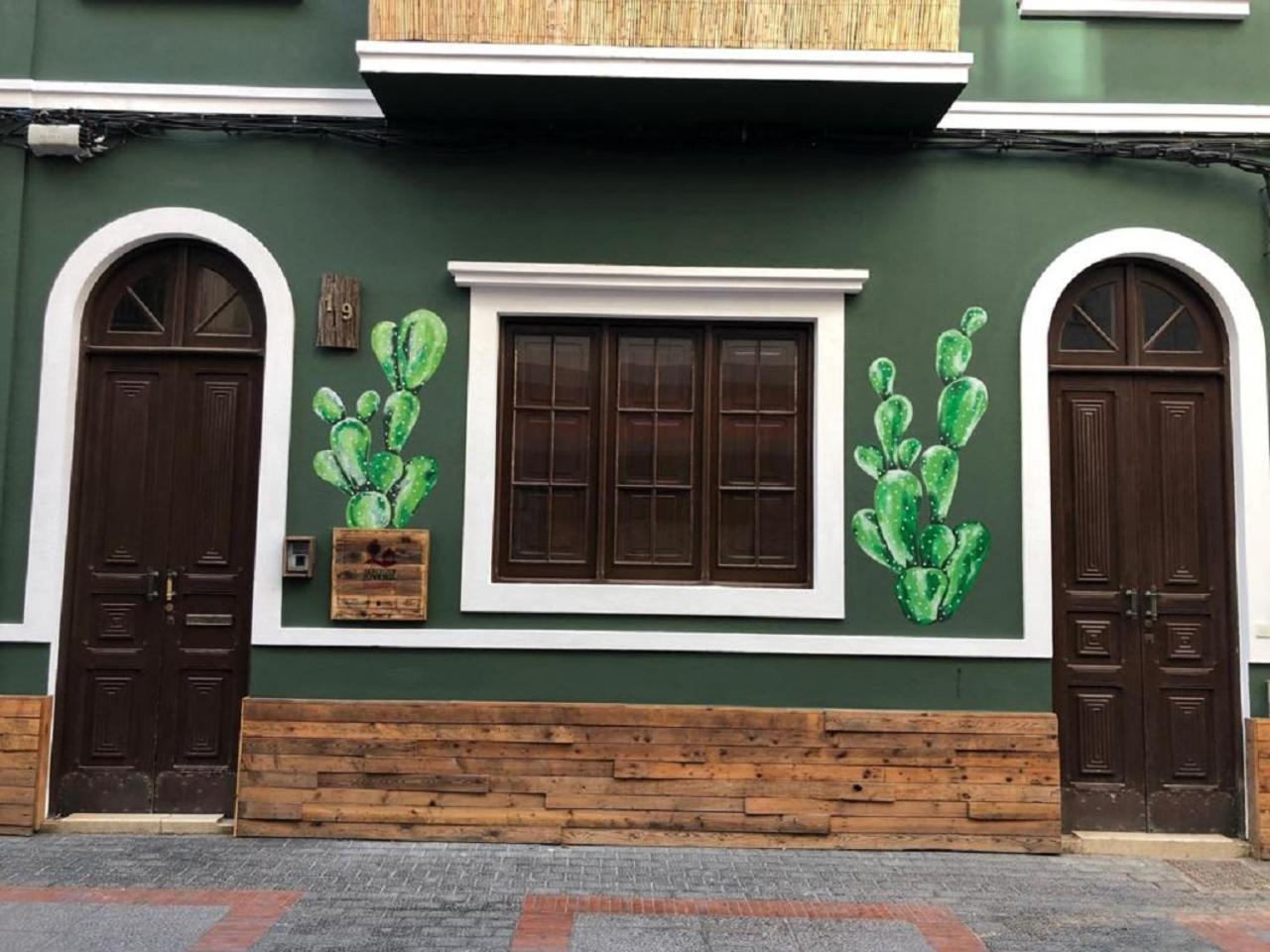 Cactus Host Hostel Las Palmas Exterior photo